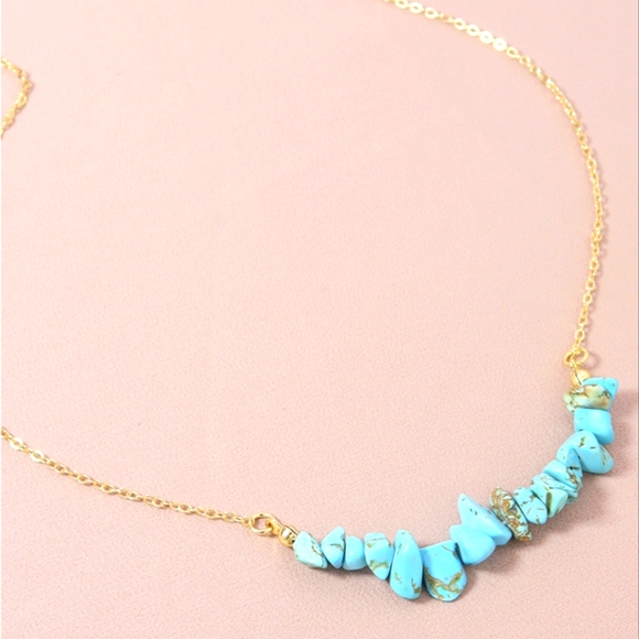 Crushed Stone Turquoise Delicate Indie Necklace - Picture 5 of 7